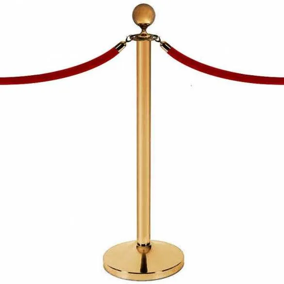 Potelets à cordon rouge